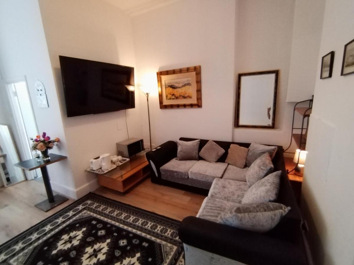 Appartement Studio With Parking Next To Port And Cliffs à Douvres Extérieur photo